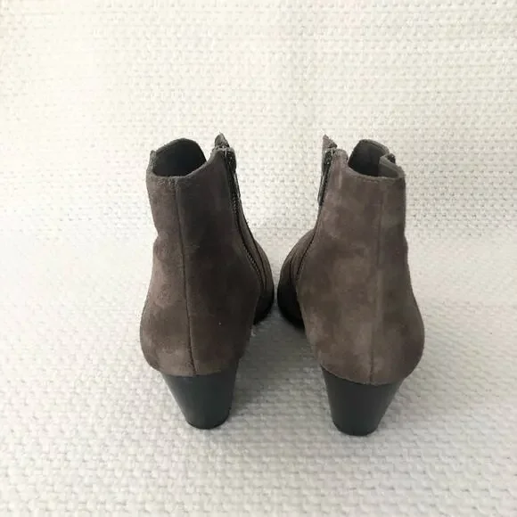 Frye JENNIFER Brown Grey Suede Pointed Stacked Heel Dress Ankle Boots 6 - Picture 7 of 12